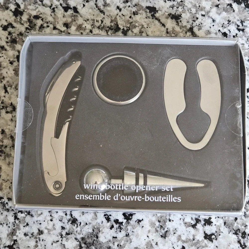 Pier 1 Wine Bottle Opener Set Silver Stainless Steel 4-Piece Bar Kit Barware NEW